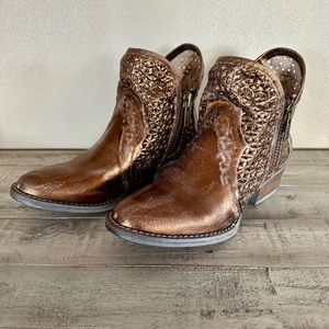 Circle G Women's Brown Ankle Boots